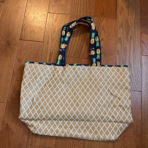 NWOT Vera Bradley Toucan Seashore Crab Tote Beach Handbag - Picture 2 of 4